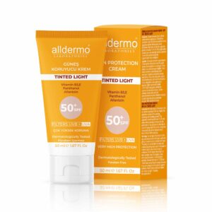 Tinted Light Güneş Koruyucu Krem SPF50+ 50ML